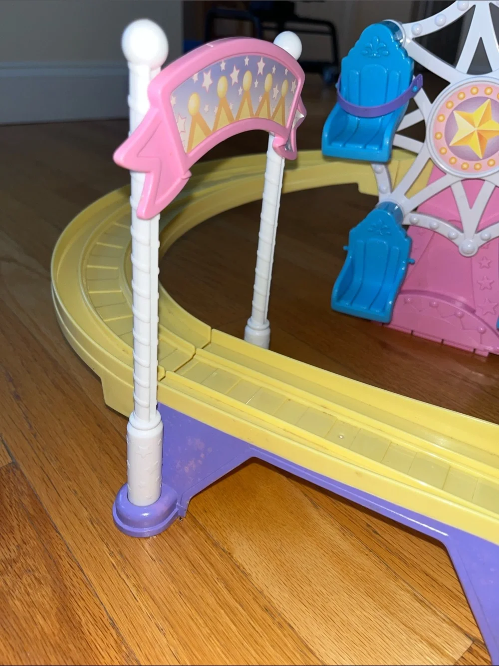Mattel 2001 Barbie Kelly Kiddie Coaster amusement park playset.